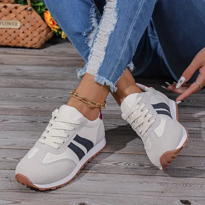 Sophie | Lightweight And Stylish Orthopedic Two-Tone Sneakers