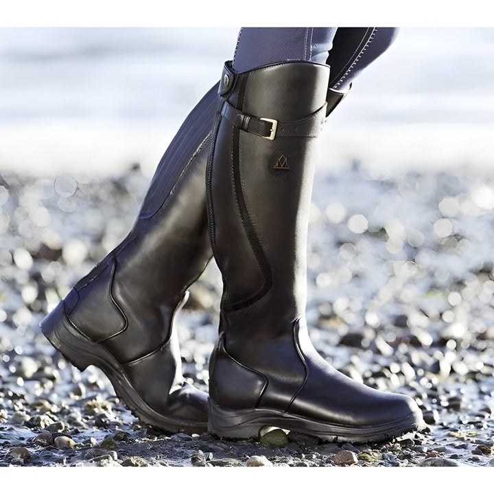 Janie | Bottes hauteur genou en cuir imperméable pour un confort en plein air