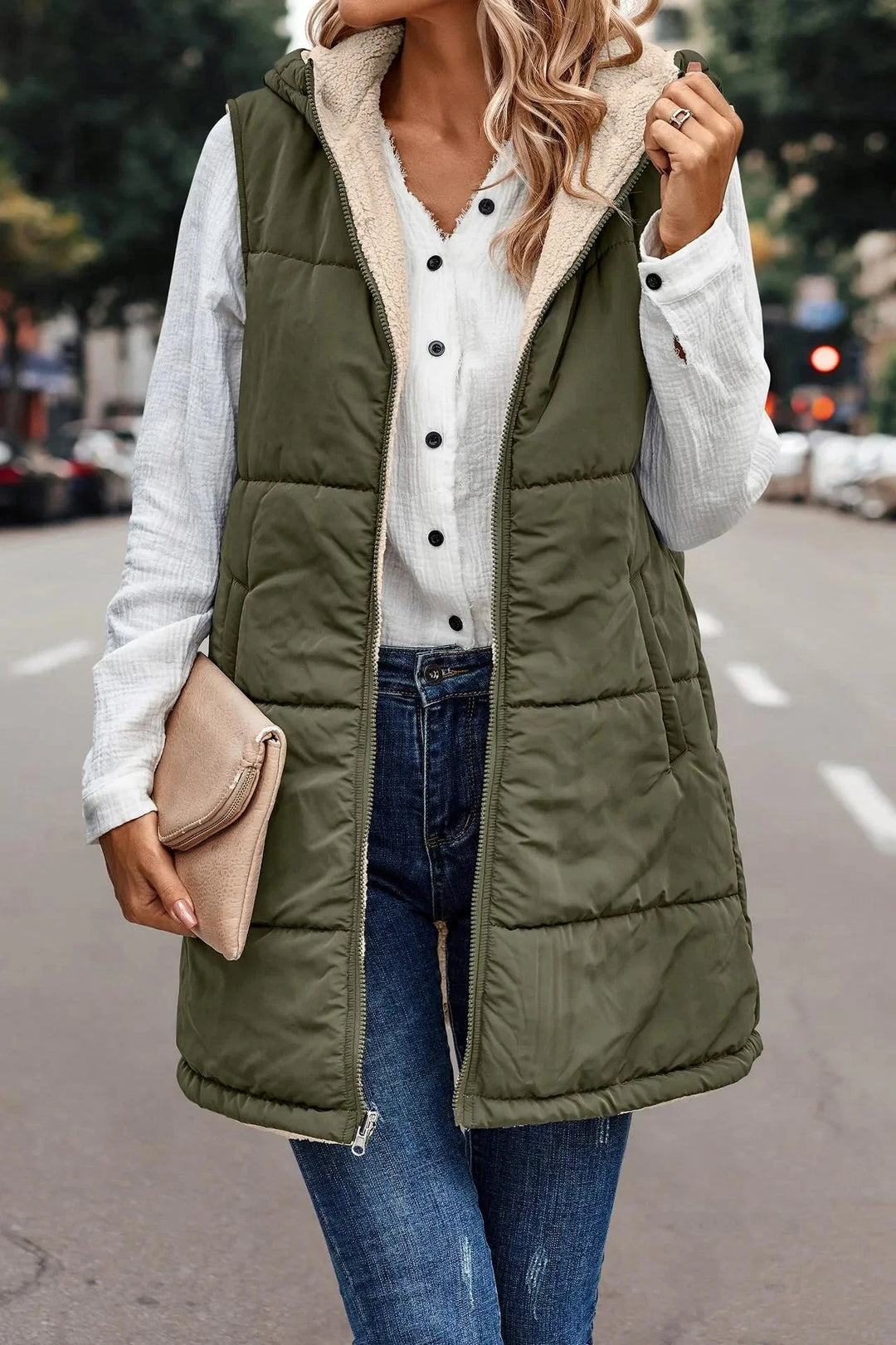 Valeria | Sporty And Chic Hooded Winter Vest