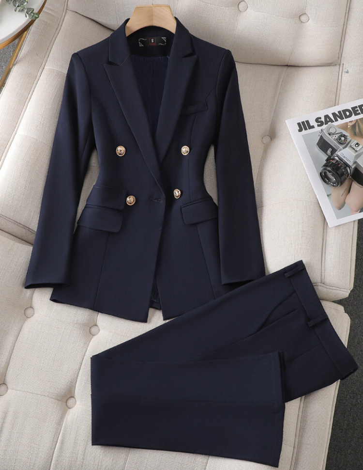 Victoria | Formal And Sophisticated Blazer And Pants Set