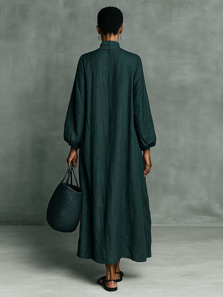 Freya | Robe longue brodée oversize à manches longues et col montant