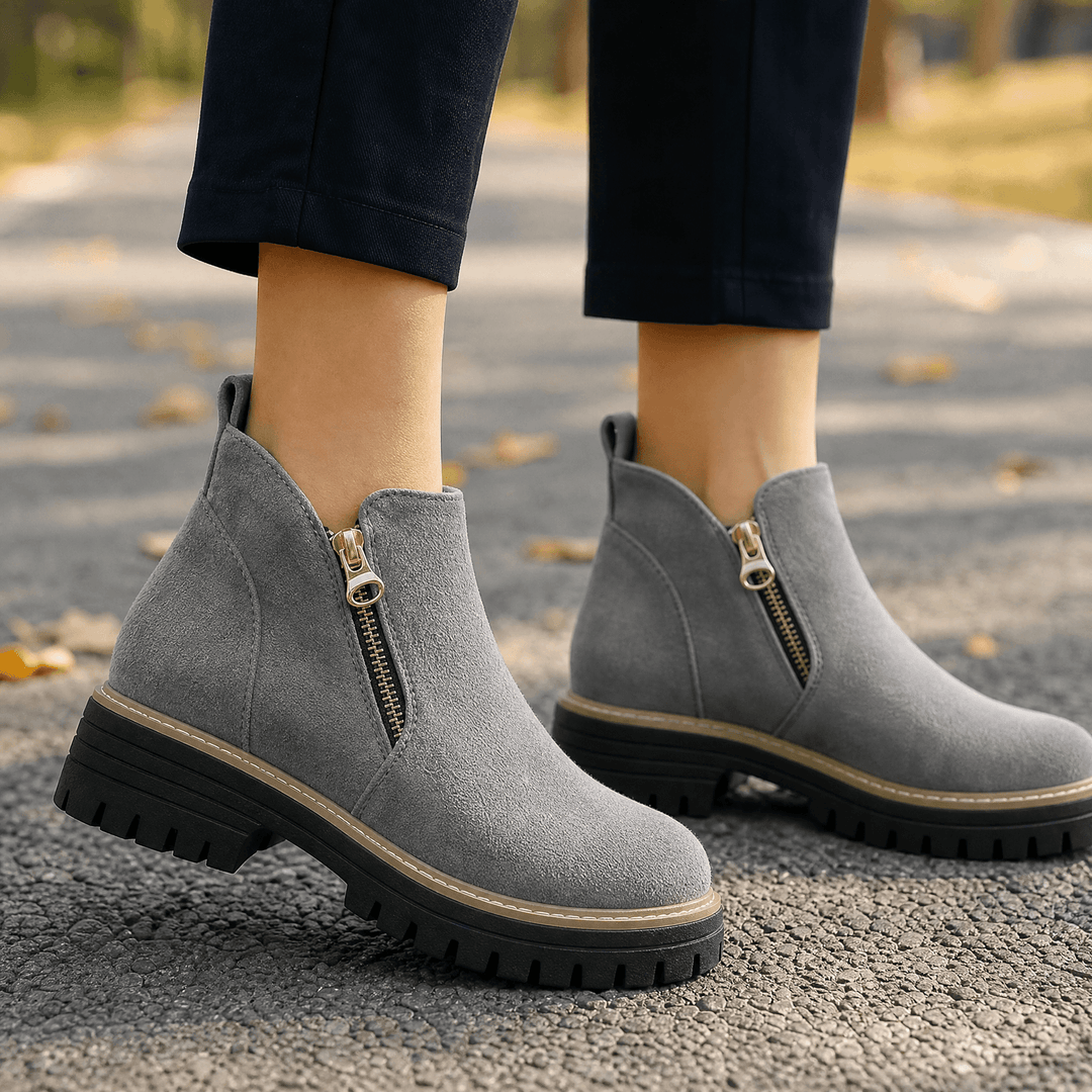 Stepara | Chelsea Boots – Side-Zip Suede Design for Comfort