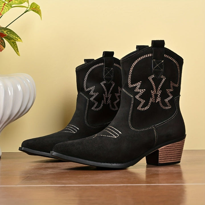 Freya | Eleganti stivali da cowboy in suede con punta affusolata