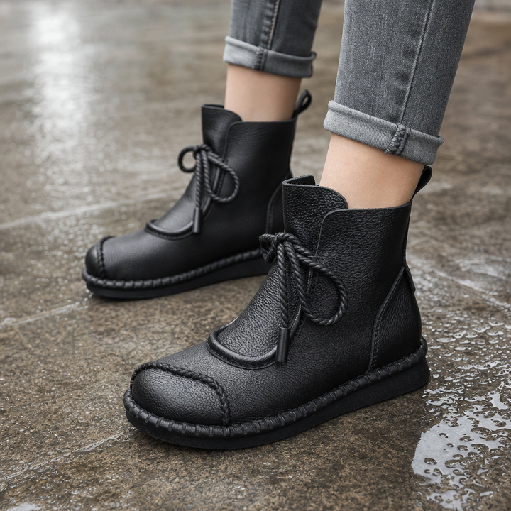 Vintara | Lace-Up Ankle Boots – Vintage Style for Women