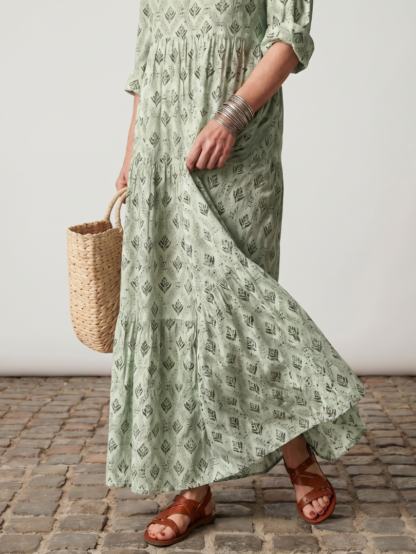 Junia | Notch Neck Maxi Dress – Printed Style for Women