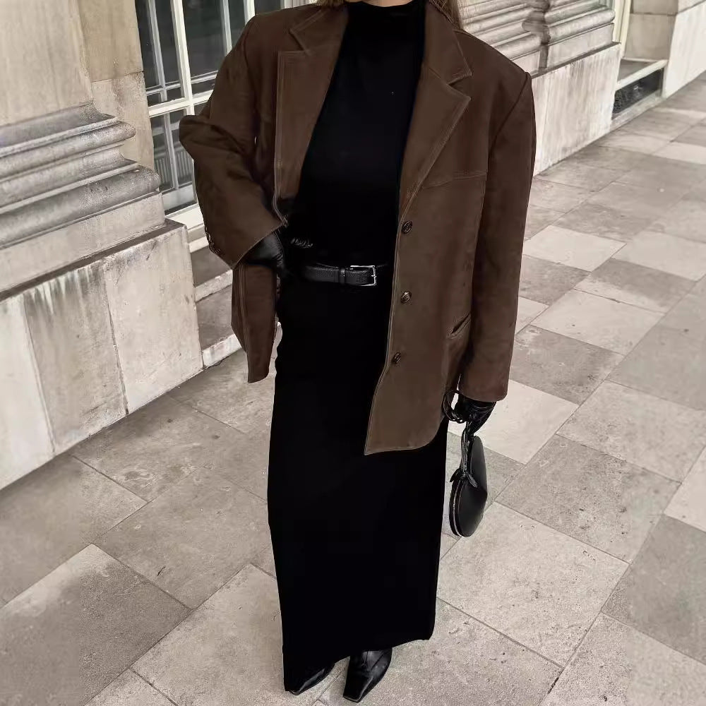 Isabella | Chic And Modern Suede Blazer