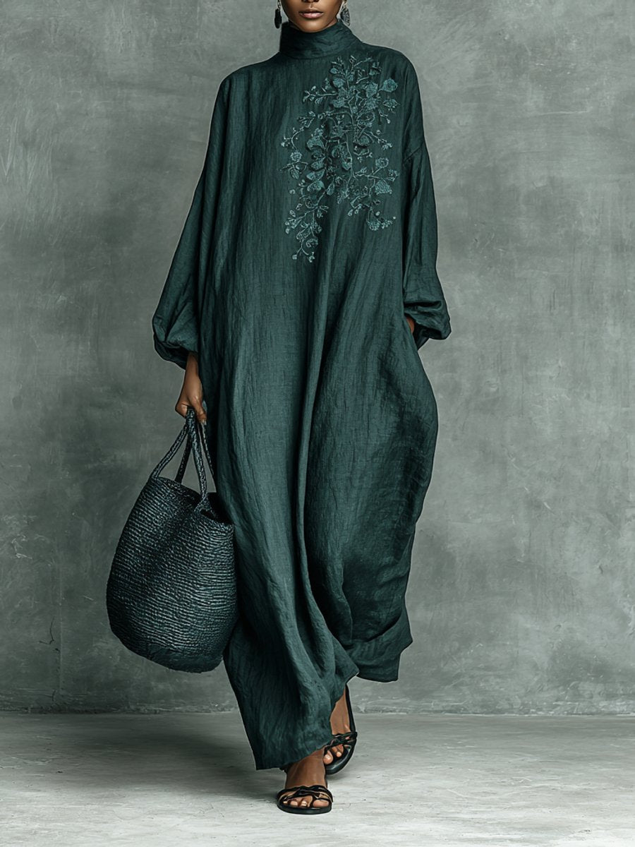 Freya | Robe longue brodée oversize à manches longues et col montant