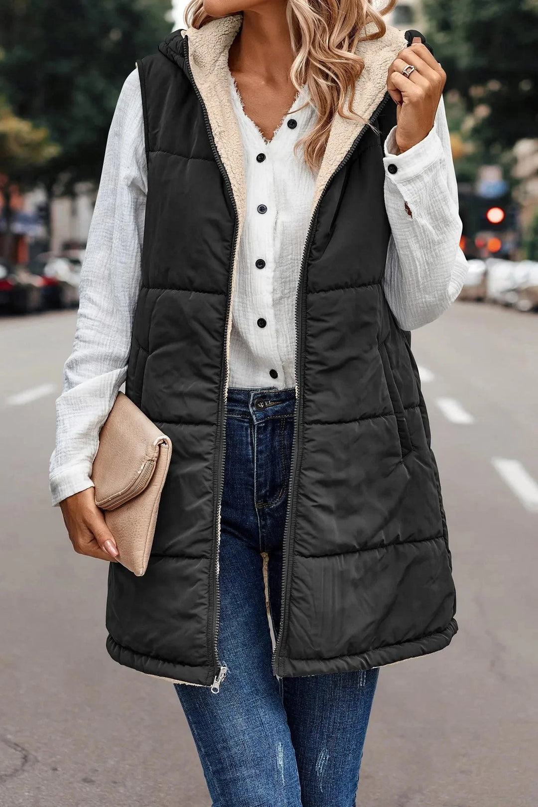 Valeria | Sporty And Chic Hooded Winter Vest