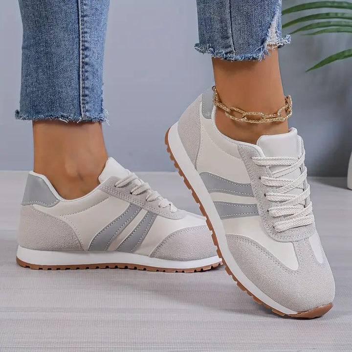 Sophie | Lightweight And Stylish Orthopedic Two-Tone Sneakers
