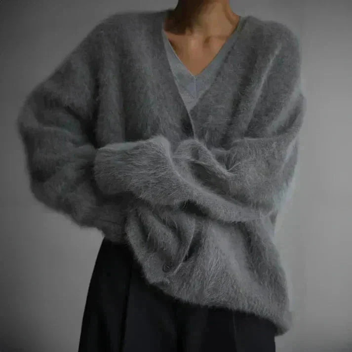 Hannah | Soft And Cozy V-Neck Knit Cardigan