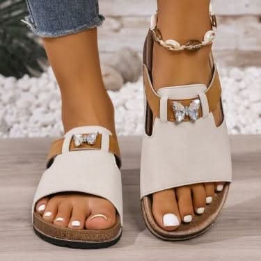 Liora | Butterfly Slippers – Stylish Comfort for Women
