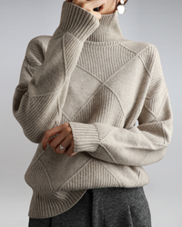 Amelia | Timeless And Versatile Relaxed Turtleneck Sweater