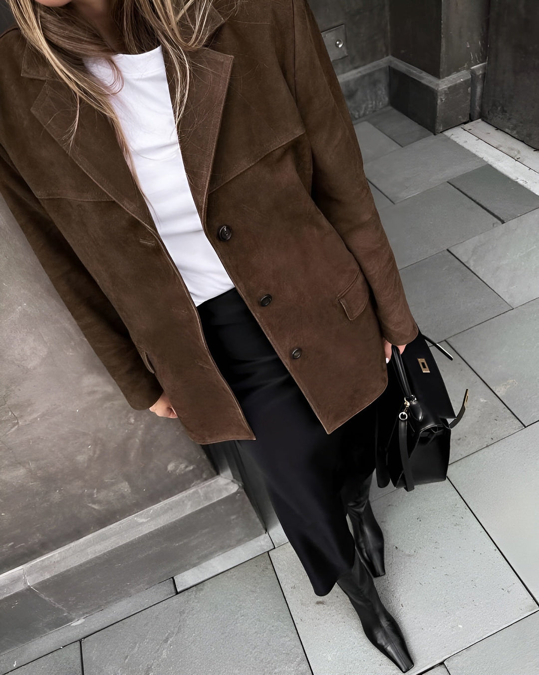 Isabella | Chic And Modern Suede Blazer