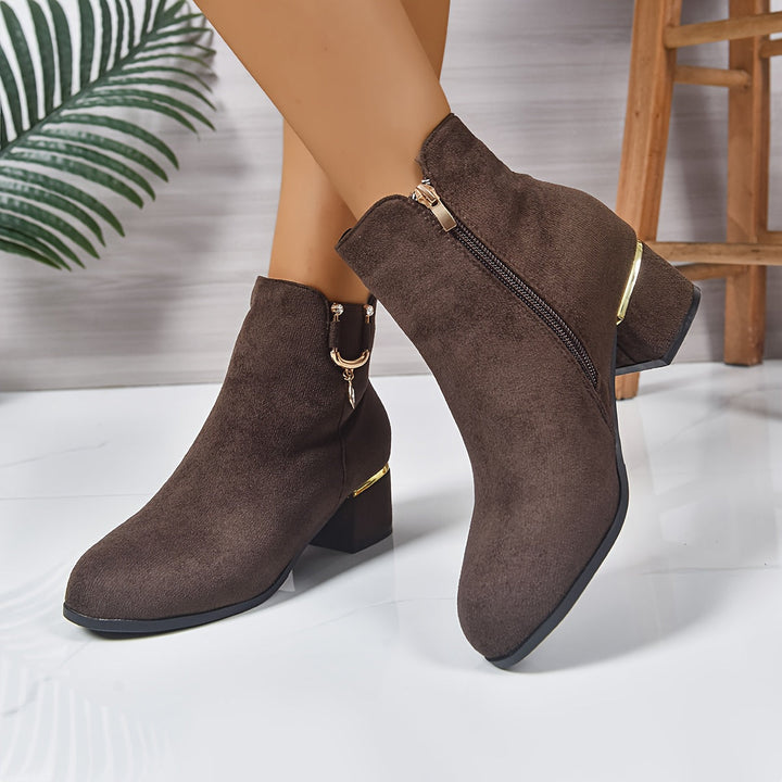 Camille | Bottines Chelsea en daim avec un talon bloc élégant