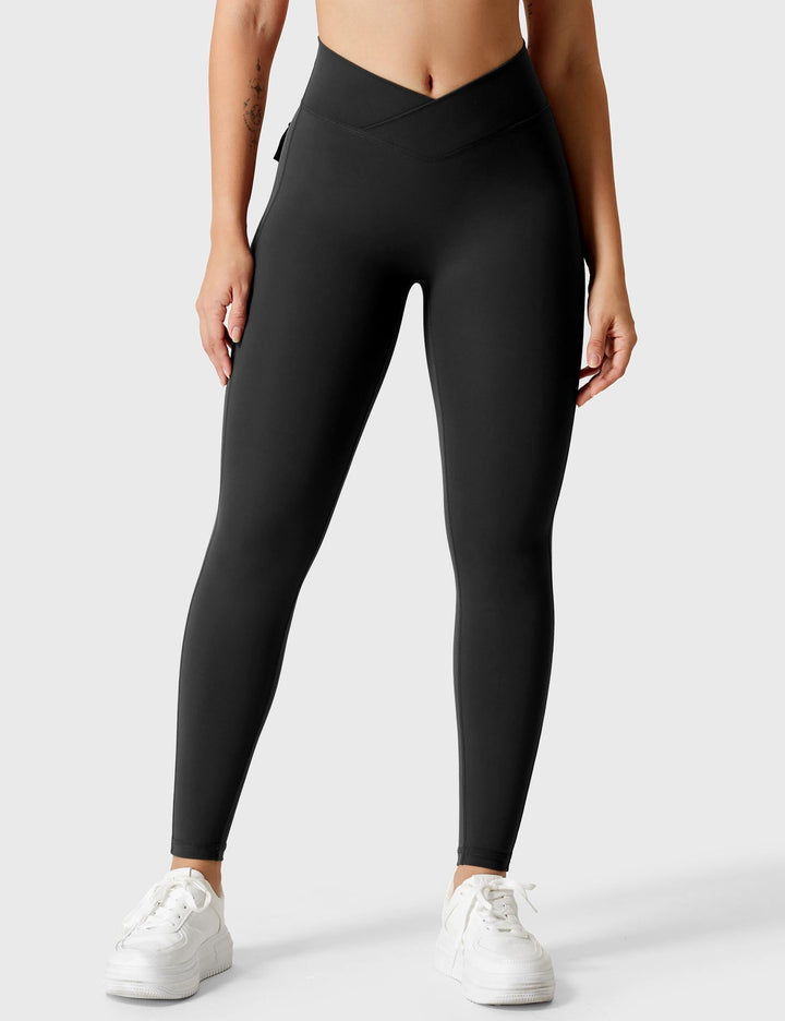 Addison | Trendy V-waistband Charm Leggings 2