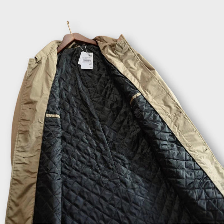Andreas | Protective and stylish lightweight windbreaker coat for men 8