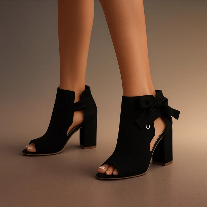 Chloe | Elegant and comfortable peep toe pumps 3