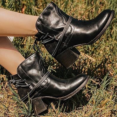 Elizabeth | Western Lace-Up Cowboy Boots for Women 3