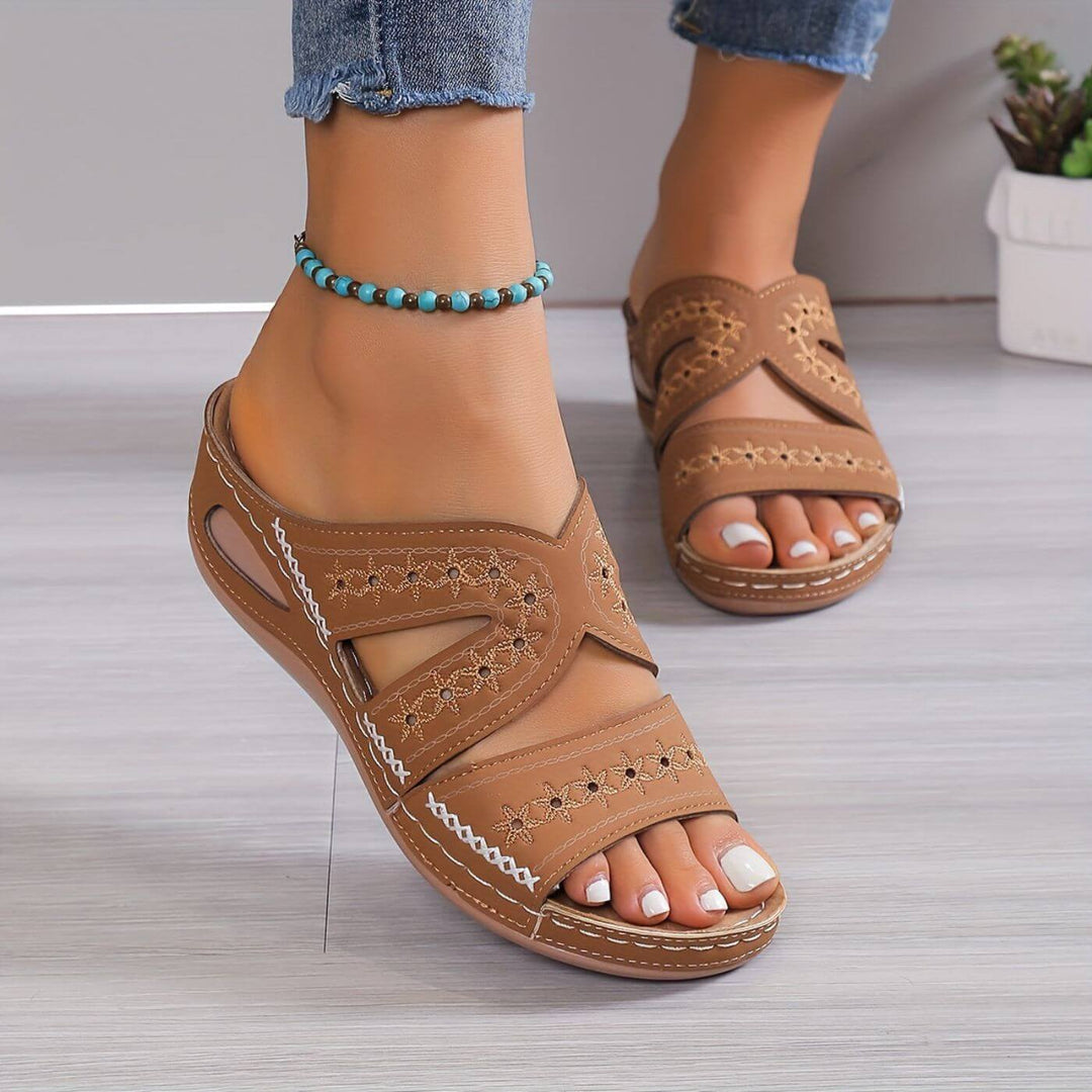Georgina | Comfortable & Lightweight Orthopedic Walking Sandals 6