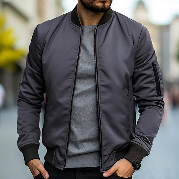 Hayes | Stylish Lightweight and Versatile Bomber Jacket 2