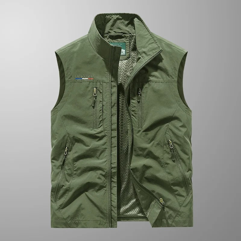 https://cdn.shopify.com/s/files/1/0864/1341/0652/files/Casper___Sleeveless_Cargo_Vest_4.jpg