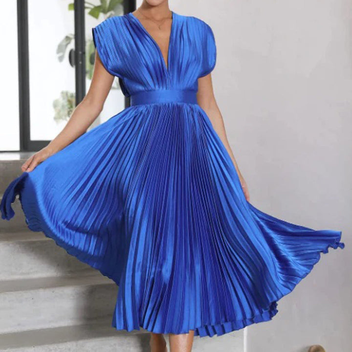 Isabella | Elegant & Timeless Wedding Guest Dress 4