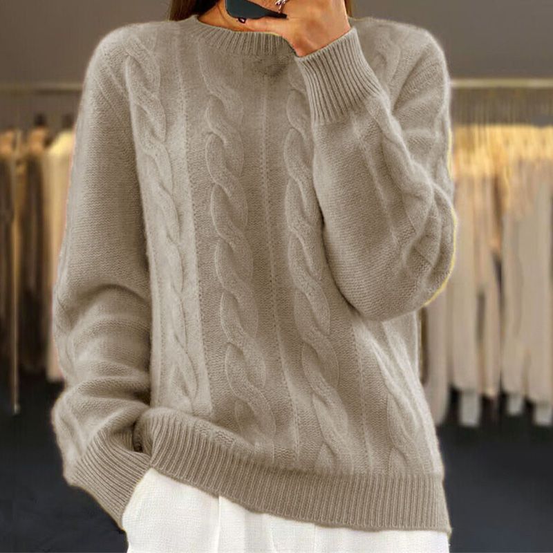 Jasmine | Warm knitted sweater 1