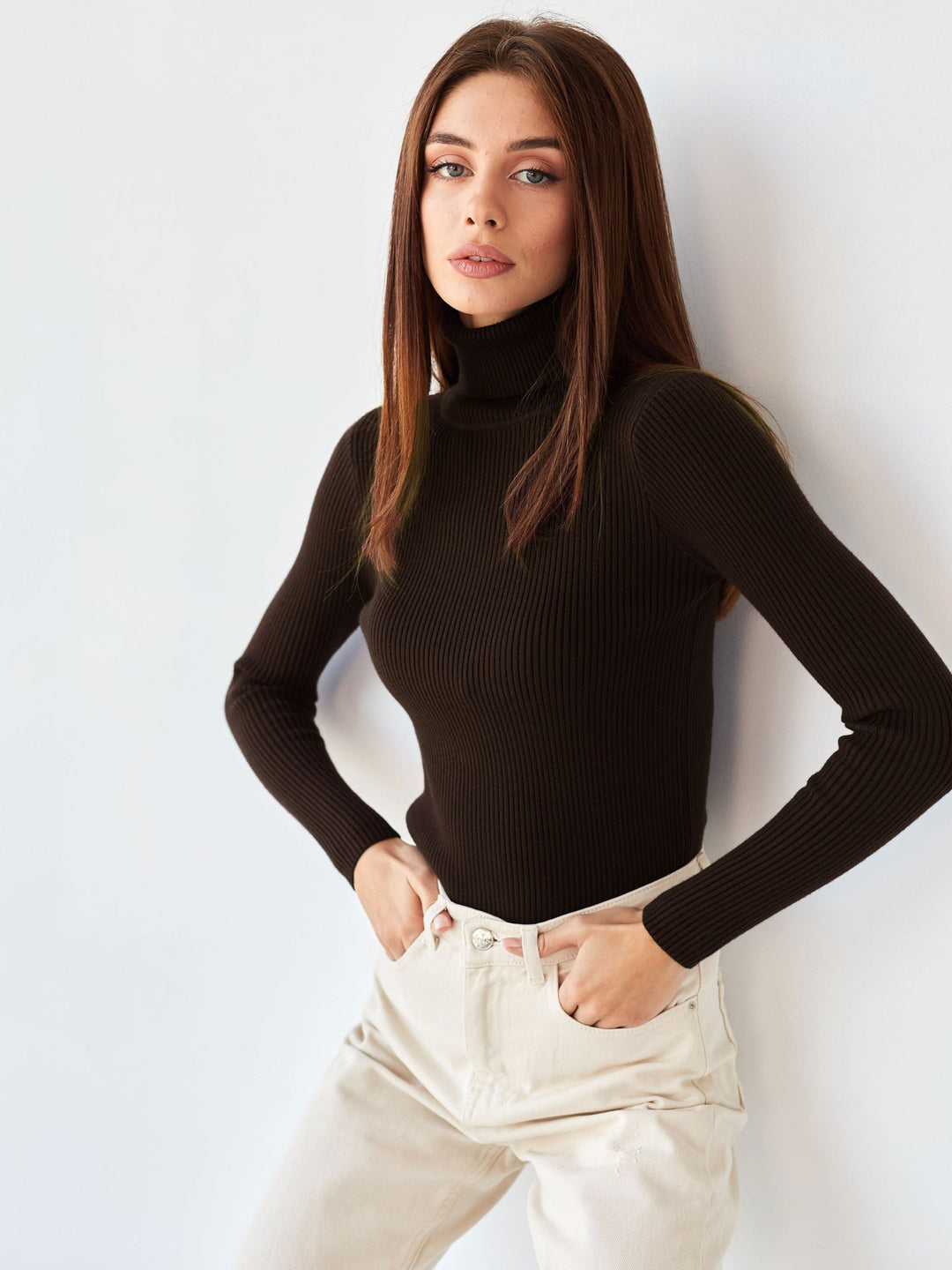 Jessika | Classic cotton turtleneck sweater 10