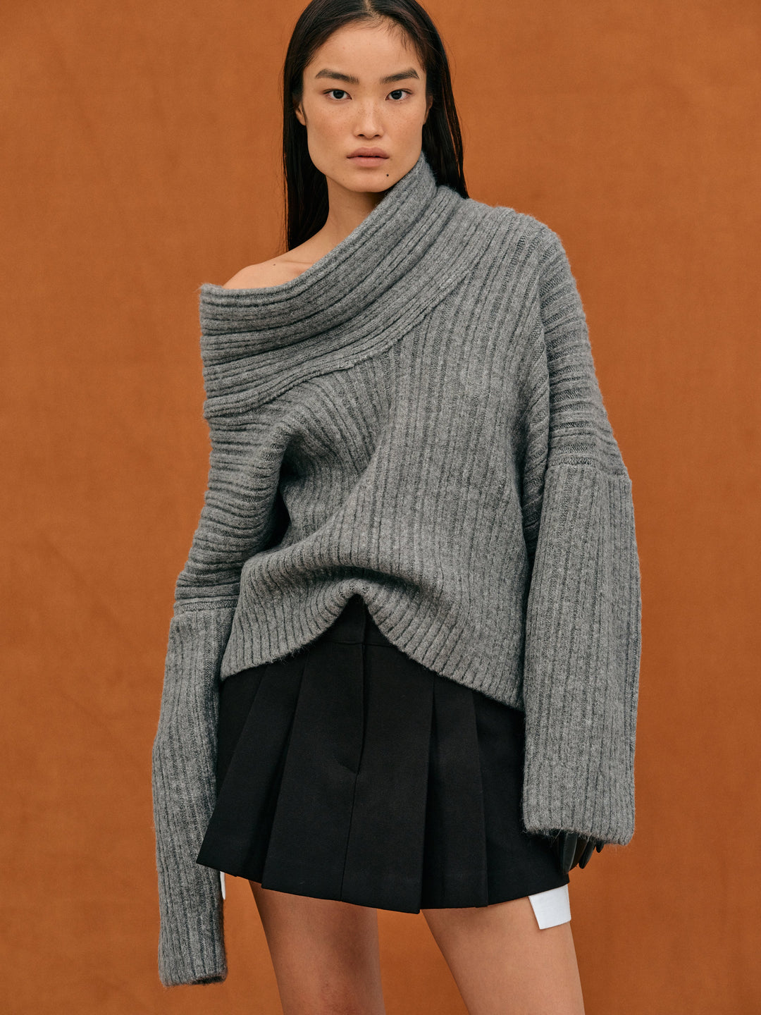Josephine | Oversized & high roll knitted sweater 9