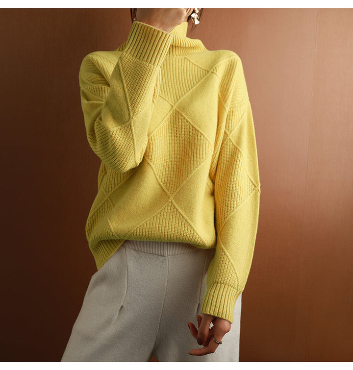 Lucy | Turtleneck Cashmere Sweater 1
