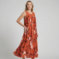 Yvonne | Lebhaftes und elegantes Maxikleid mit Blumen-Spitze