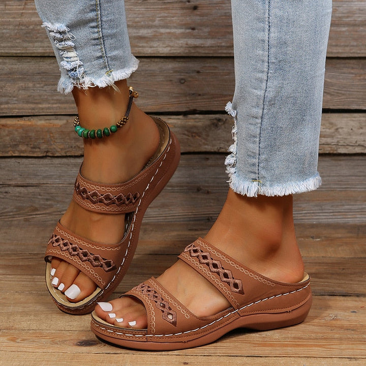 Martina | Orthopedic sandals 2