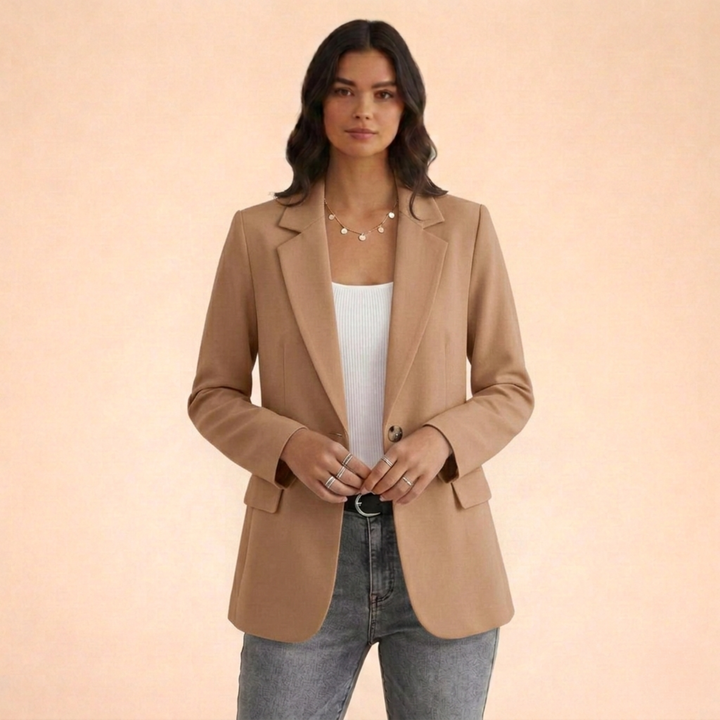 Skylar | Classic and simply designed blazer 3