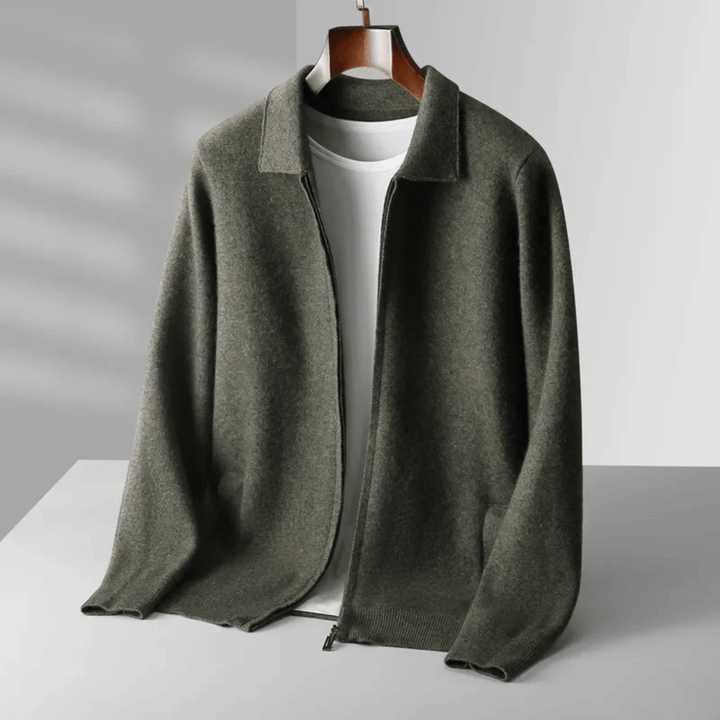 Spencer | Classic cashmere knit sweater 4