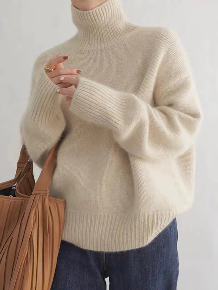 Stephanie | Cashmere Turtleneck Sweater 2
