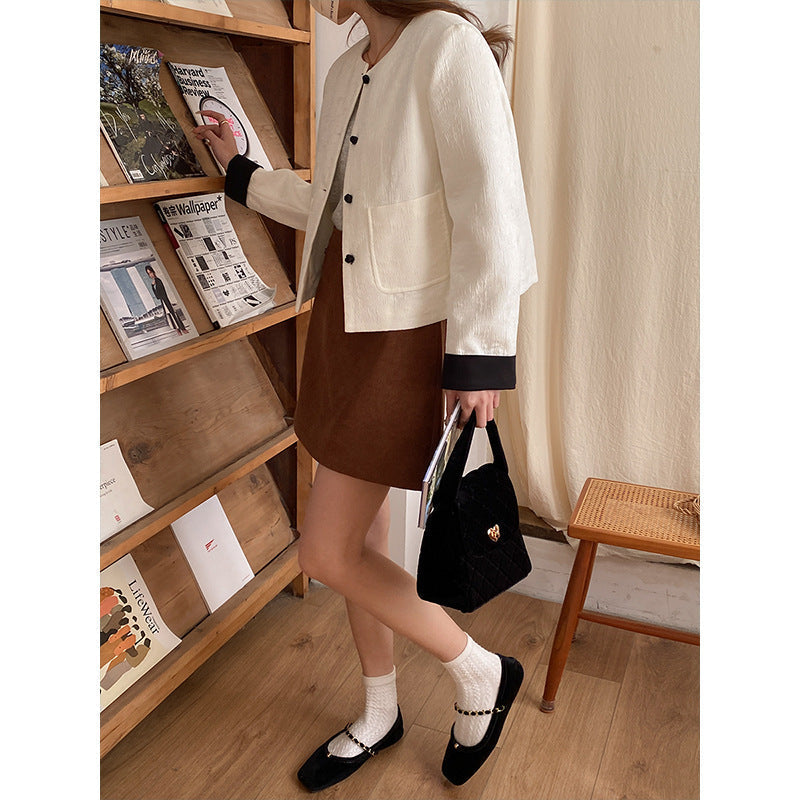 Adriana | Modern Chic Tailored Short Blazer