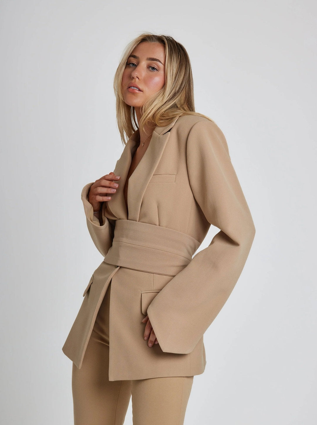Evelyn | Belted Tailored Luxe Blazer