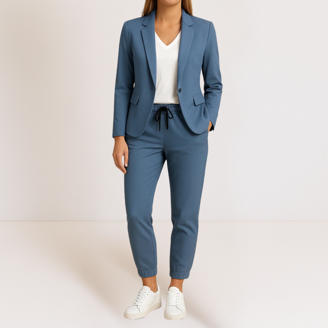 Amelia | Polished Blazer and Jogger Set for Modern Comfort