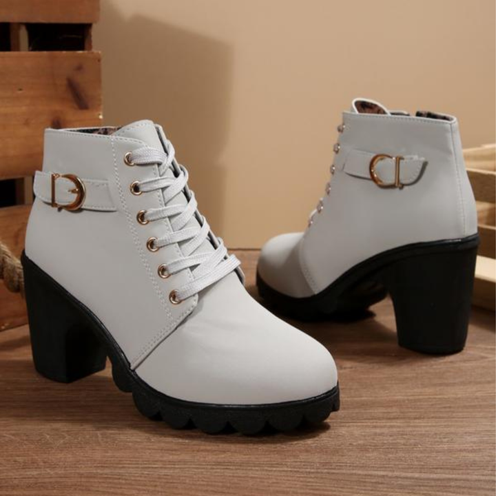 Madeline | Chic And Modern Lace-Up Ankle Boots With Block Heel