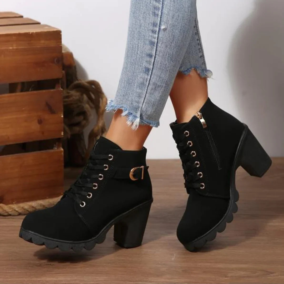 Madeline | Chic And Modern Lace-Up Ankle Boots With Block Heel