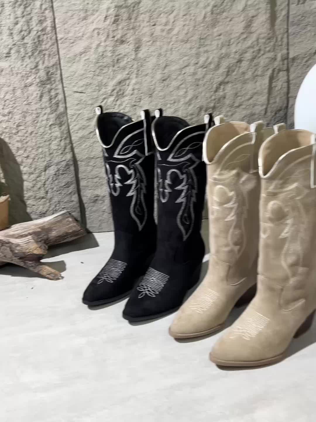 Clara | Charmante und vielseitige bestickte Cowboystiefel
