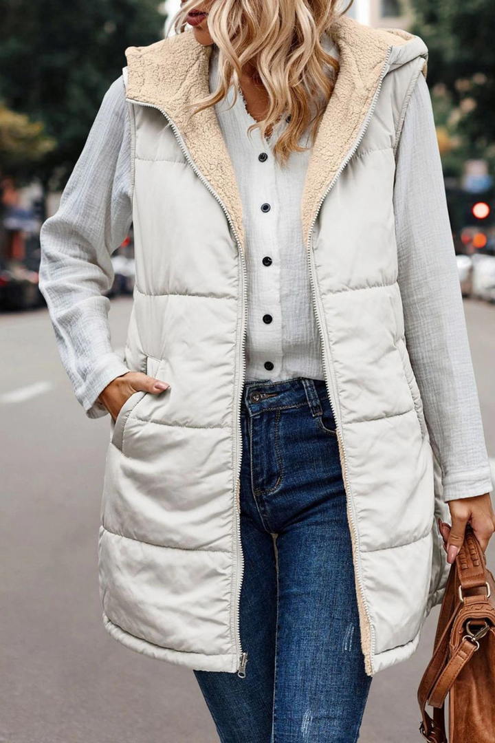 Valeria | Sporty And Chic Hooded Winter Vest