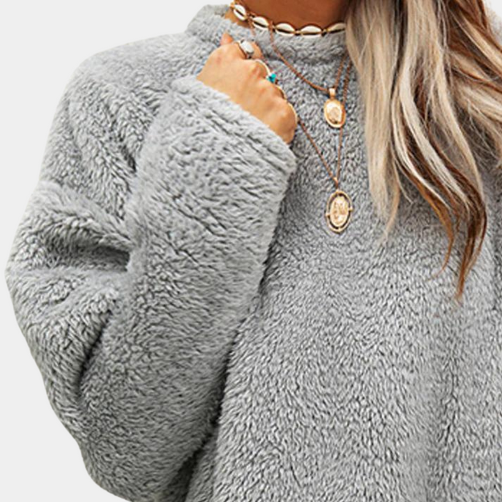 Chloe | Cozy Pocket-Detail Relaxed Everyday Sweatshirt