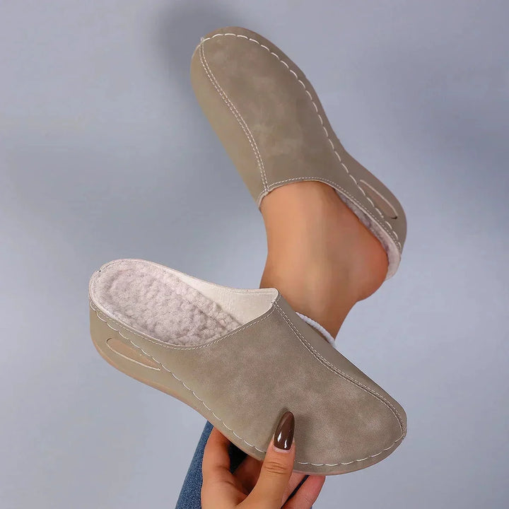 Rosie | Orthopedic Slippers – Comfortable Slip-On Style for Women