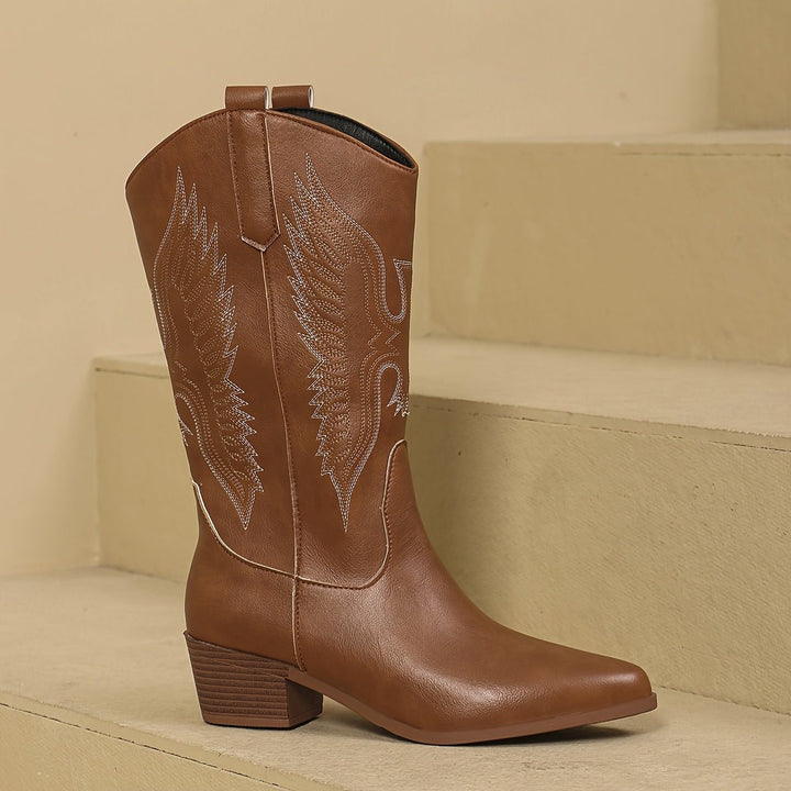 Seraphina | Stivali da cowboy audaci e artistici con ricami ad ala